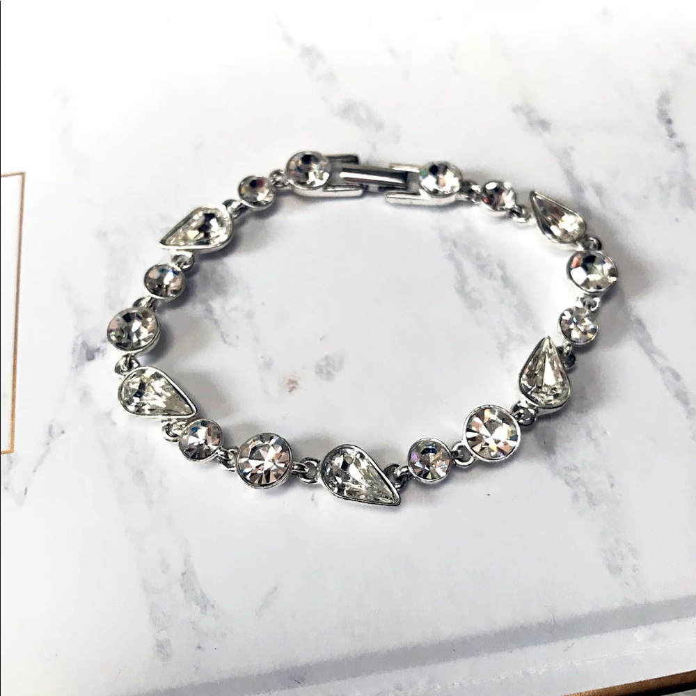 Diamond-like bracelet